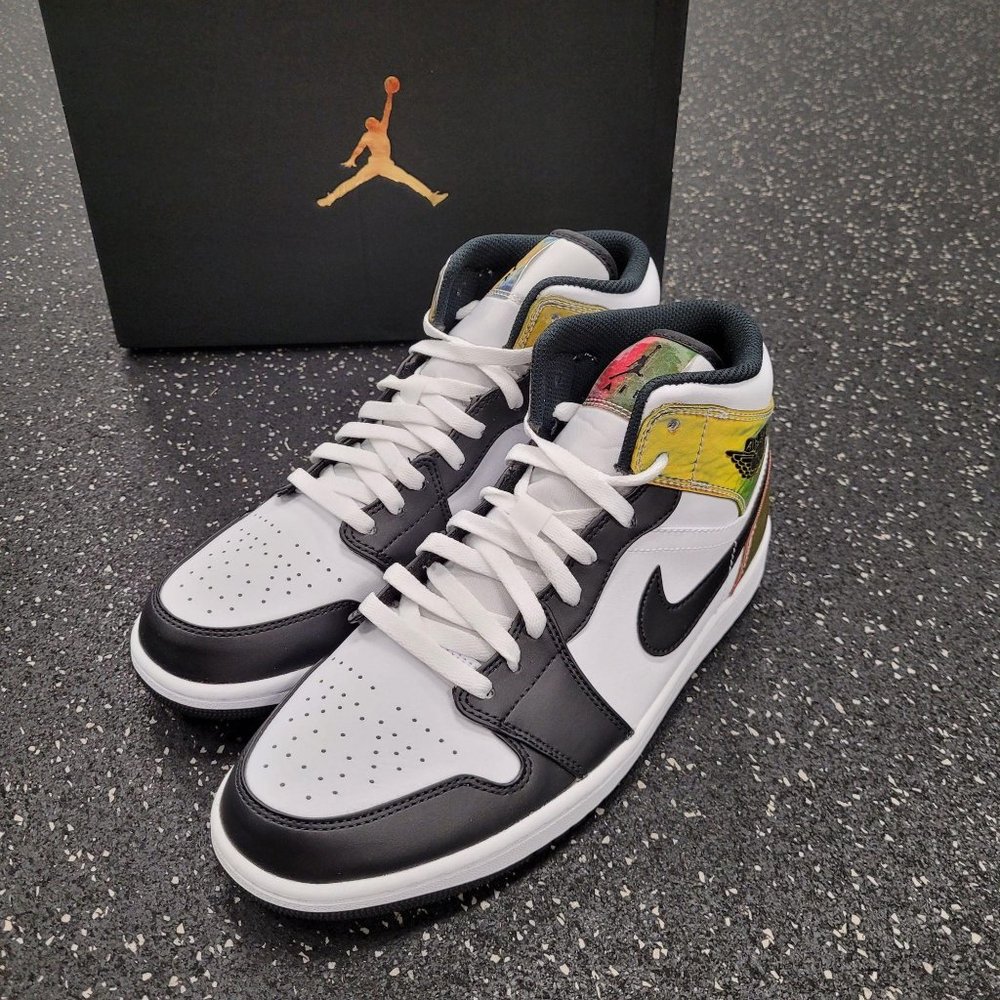 Air Jordan 1 Mid SE White Black Heat Reactive Men’ - Picture 3 of 9